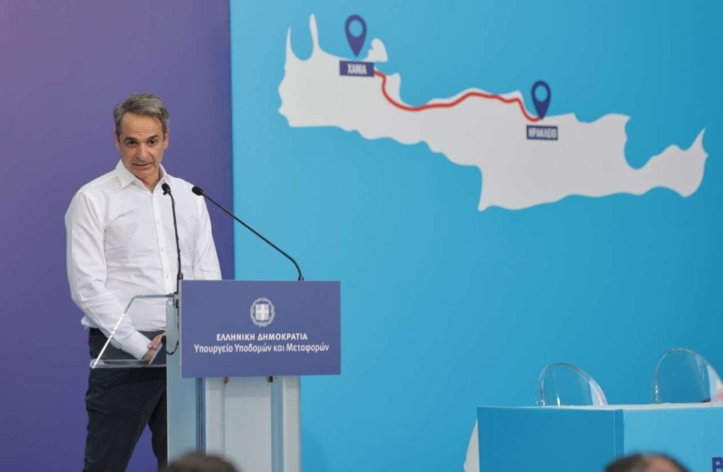 Ιστορική Στιγμή για την Κρήτη: Υπογράφηκε η Σύμβαση για τα 157 χλμ. του ΒΟΑΚ από Ηράκλειο έως Χανιά!