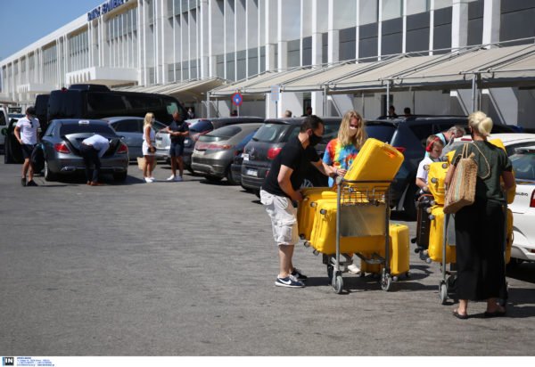 Συνελήφθη στο αεροδρόμιο του Ηρακλείου 43χρονος καταζητούμενος για ληστεία και ανθρωποκτονία – Σοκάρει η υπόθεση!
