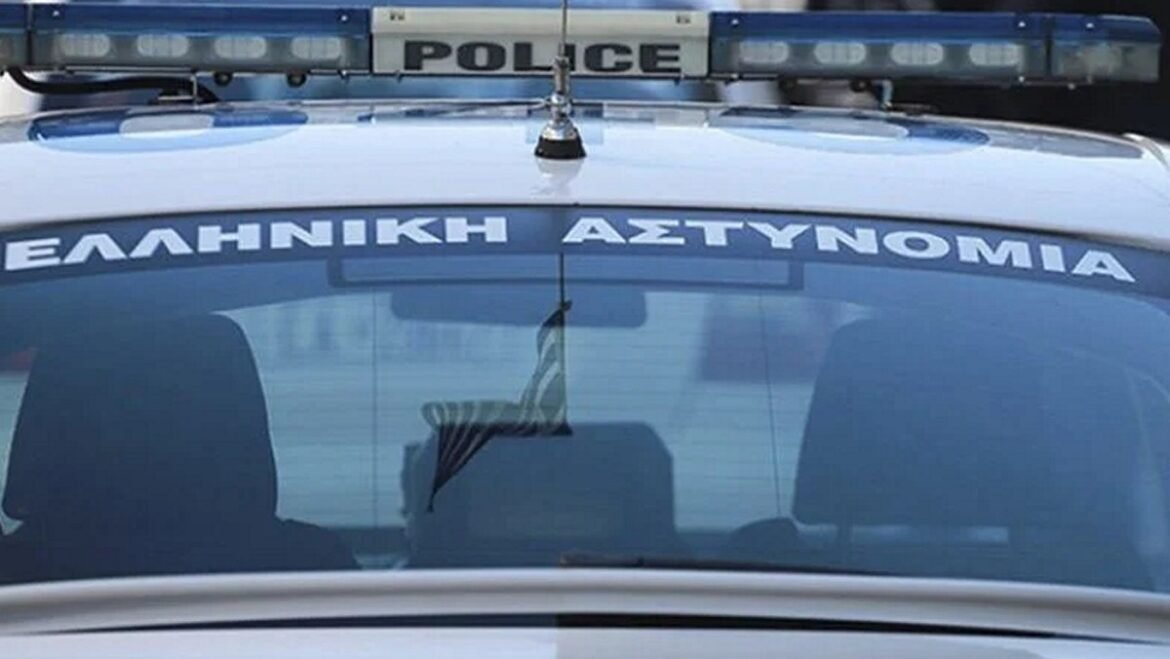 Ανδραβίδα: Συνελήφθησαν πατέρας και γιος έπειτα από καταγγελία για επίθεση σε 14χρονο αγόρι 