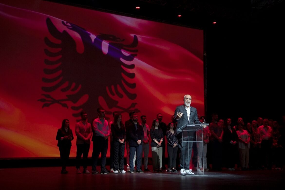 «Εκλογές Αλβανίας: Ο Έντι Ράμα Θριαμβεύει και Σηματοδοτεί το Μέλλον της Χώρας στην ΕΕ»