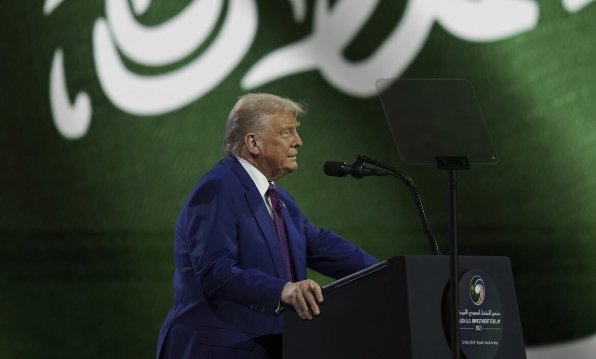 «Συναγερμός στη Μέση Ανατολή: Ο Ντόναλντ Τραμπ ανακοινώνει άρση κυρώσεων κατά της Συρίας»