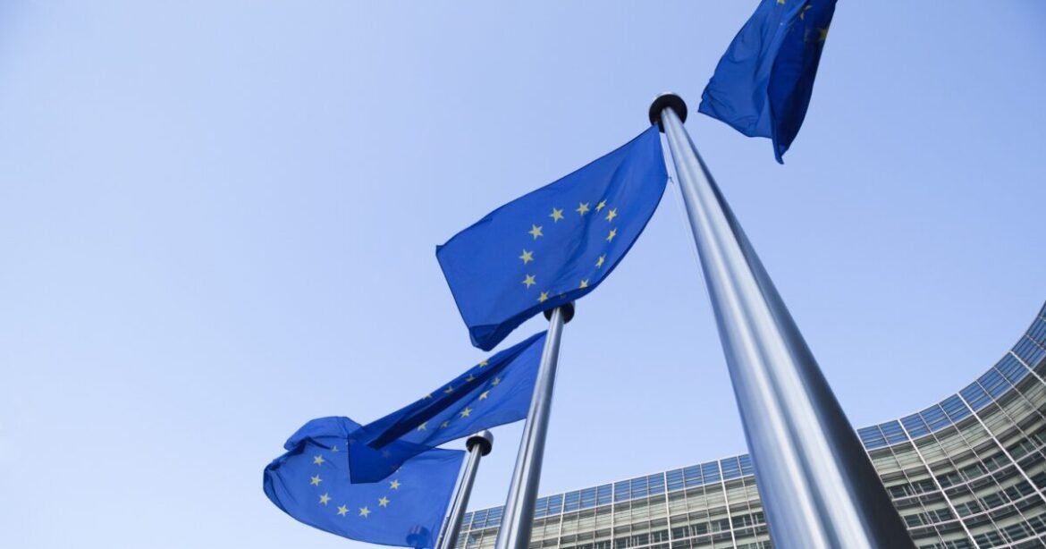 «Επενδύσεις 150 δισ. ευρώ: Οι ΥΠΟΙΚ της ΕΕ επιταχύνουν το ταμείο για αμυντικές δαπάνες»