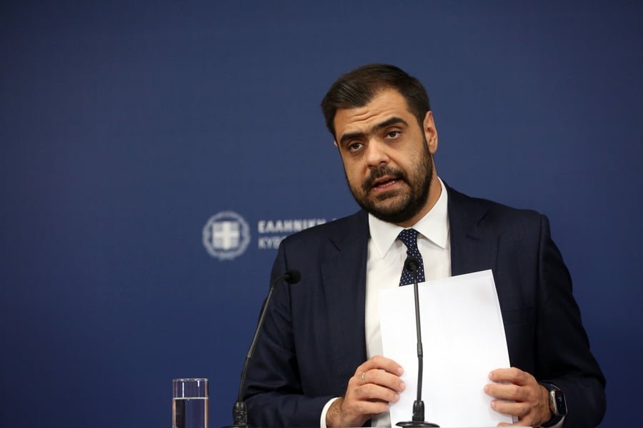 «Διαψεύδονται οι φήμες: Η κυβέρνηση απορρίπτει τις κατηγορίες για συμμετοχή συγγενών πολιτικών σε offshore»
