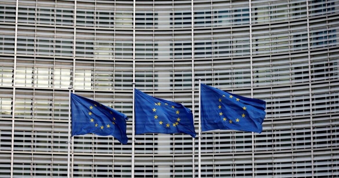 «Κομισιόν: Νέα ευρωομόλογα για την επανάσταση στην πράσινη αυτοκινητοβιομηχανία»