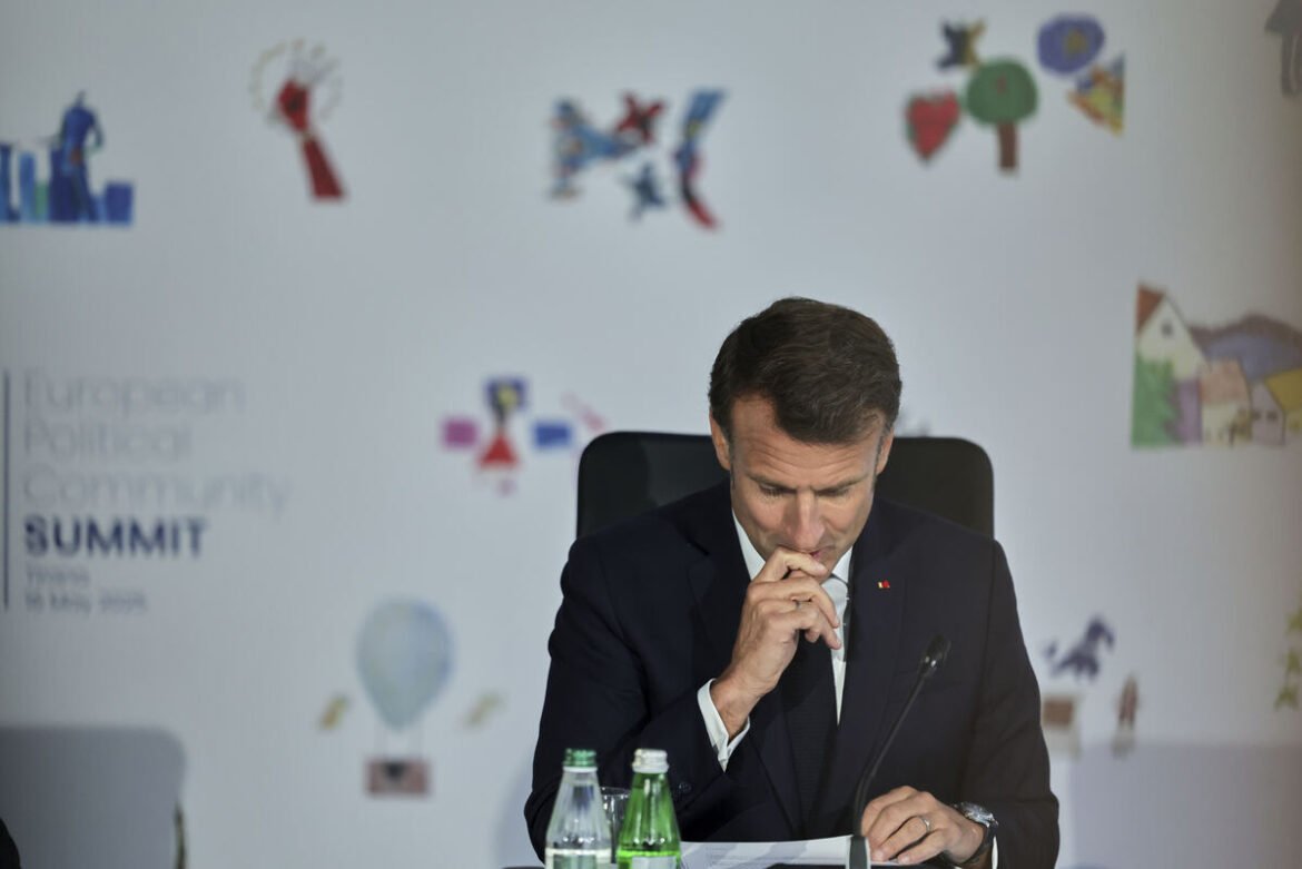 «Μακρόν: Ο Πούτιν δεν επιδιώκει ειρήνη, αλλά προσπαθεί να κερδίσει χρόνο»