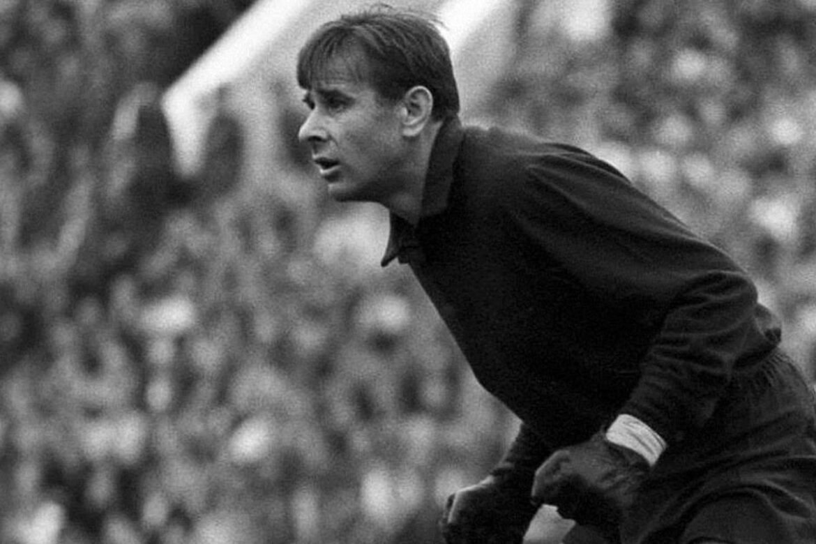 Λεβ Γιασίν: Ο Θρύλος της Μαύρης Στολής – Ο Αδιαμφισβήτητος Βασιλιάς των Τερματοφυλάκων στην Ιστορία του Παγκοσμίου Ποδοσφαίρου