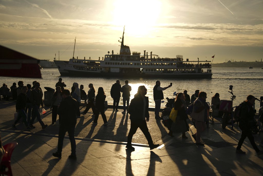 Σεισμός στη Θάλασσα του Μαρμαρά: Πανικός και ανησυχία στην Κωνσταντινούπολη!