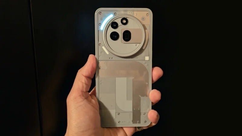 «Ανακάλυψε το Nothing Phone 3: Η Επαναστατική Ναυαρχίδα που Έρχεται τον Ιούλιο του 2025!»