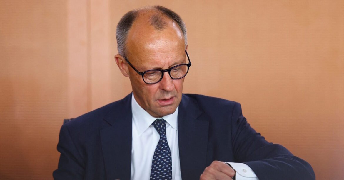 «Γερμανία: Συναγερμός από τους ειδικούς για την πιθανή αποχώρηση Μερτς από το ευρωσύμφωνο σταθερότητας»