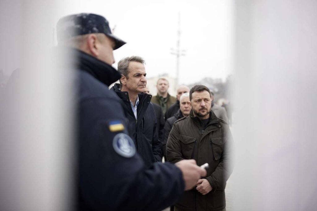 «Μητσοτάκης και Ζελένσκι: Η Πρόσκληση που Μπορεί να Αλλάξει τα Δεδομένα στη Σύνοδο της Οδησσού»