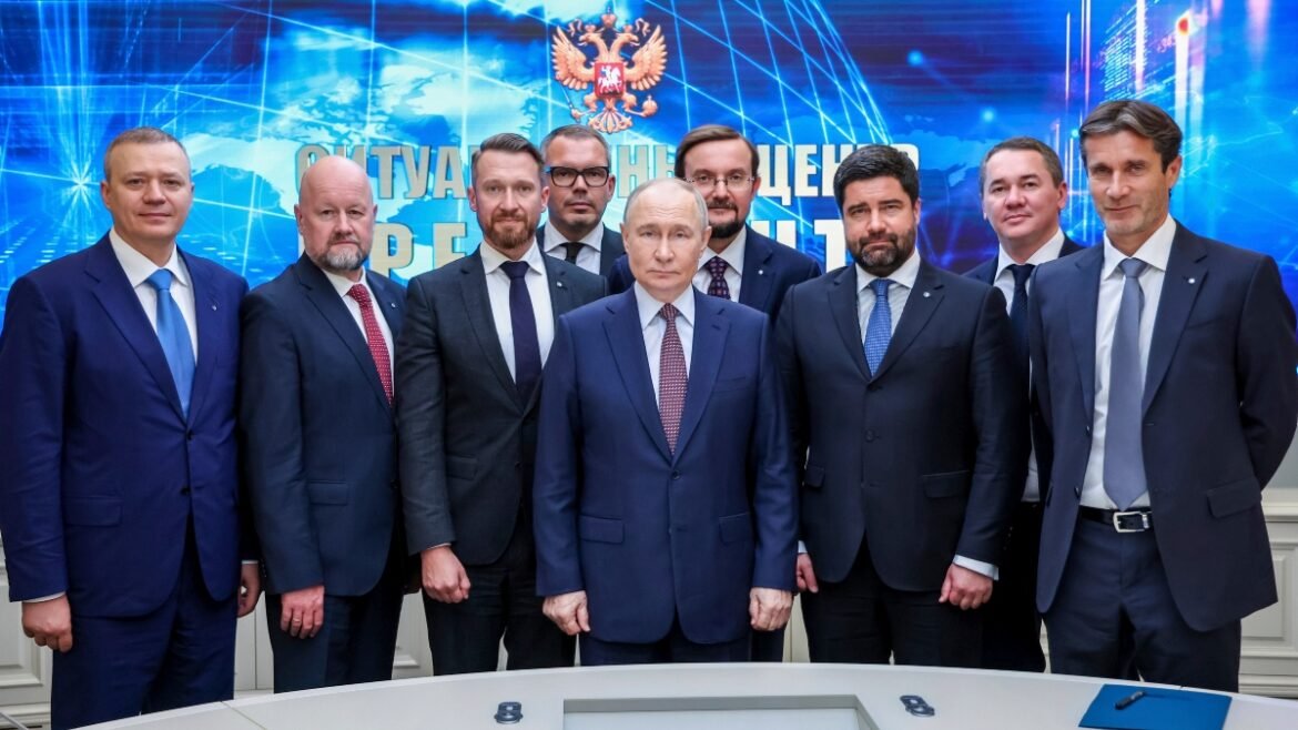 «Η Άνοδος μιας Νέας Γενιάς Ρώσων Ολιγαρχών: Πώς ο Πούτιν Αλλάζει τους Κανόνες του Παιχνιδιού»