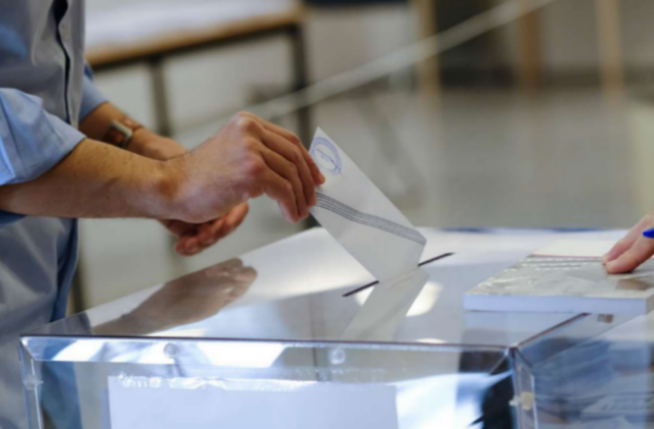 Δημοσκοπική Έκρηξη: Η ΝΔ Στο 30,4% και η Πλεύση Ελευθερίας Διατηρεί τη Δεύτερη Θέση!