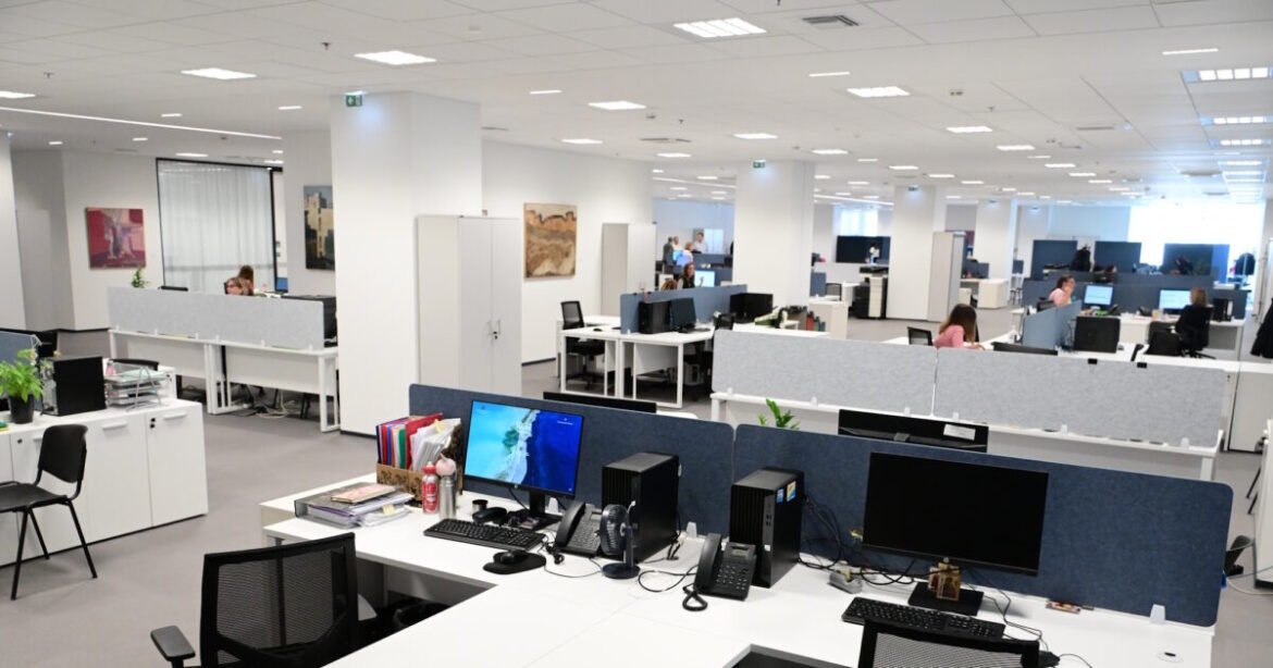 Δημόσιο: Ανατροπές στον Χάρτη της Μονιμότητας – Τα Σενάρια για την Αναθεώρηση του Συνταγματικού Άρθρου