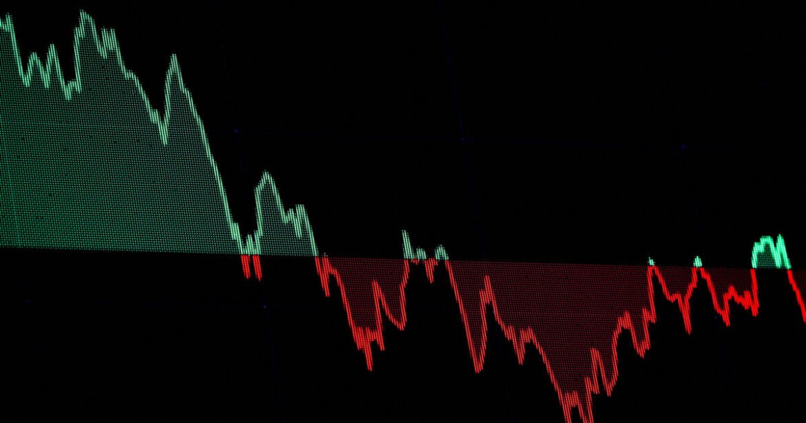 Wall Street: Πτώση 750 μονάδων για τον Dow Jones λόγω πληθωρισμού