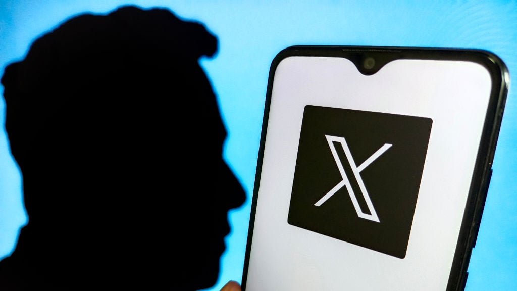 Συνεχίζονται τα προβλήματα στο X μετά την διακοπή της Πέμπτης