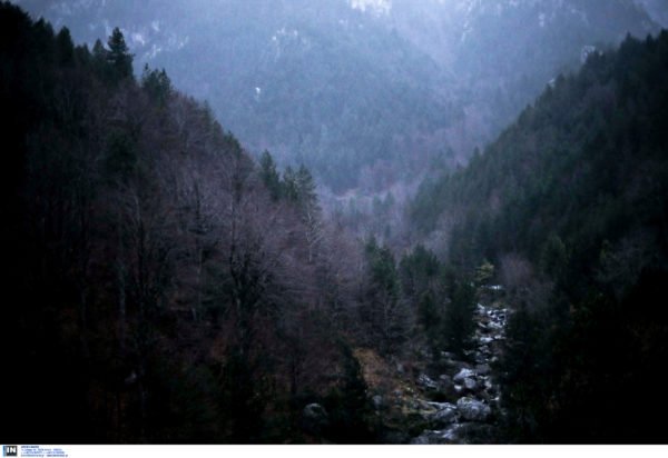 Σε εξέλιξη επιχείρηση διάσωσης τραυματισμένης γυναίκας στον Όλυμπο – Μεταβαίνει ελικόπτερο