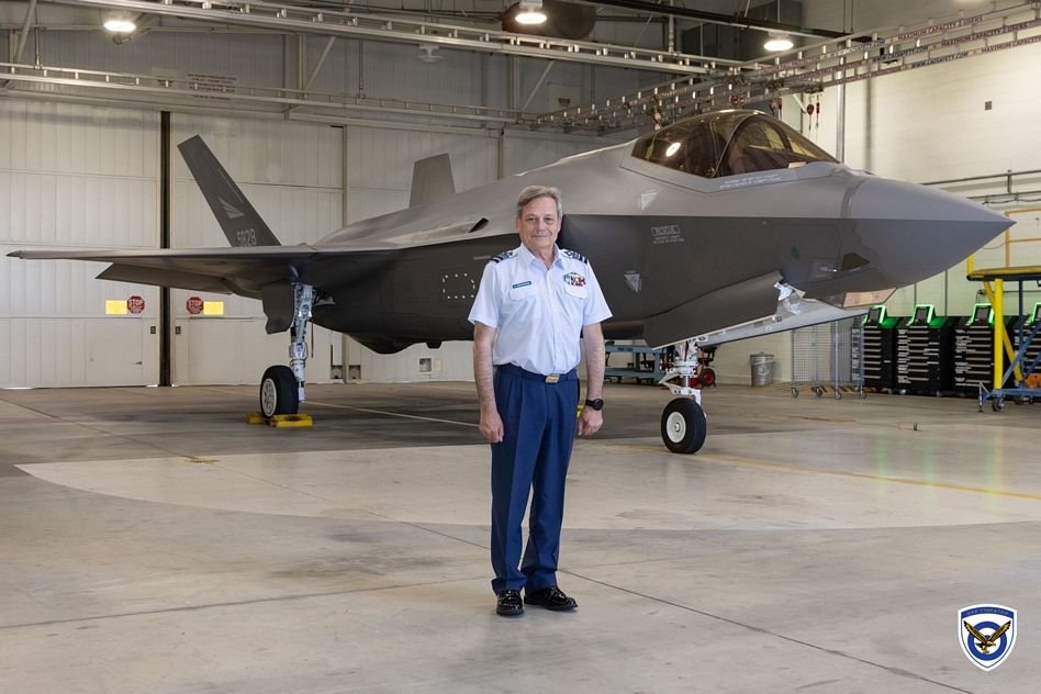 «ΑΓΕΑ στο Πεντάγωνο: Ανακαλύπτοντας τα Νέα F-35 και τον Εξοπλισμό τους»