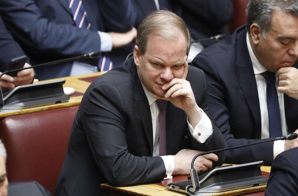 «Καραμανλής: Η Αντίστροφη Μέτρηση για την Προανακριτική Πρόταση της ΝΔ Ξεκινά!»