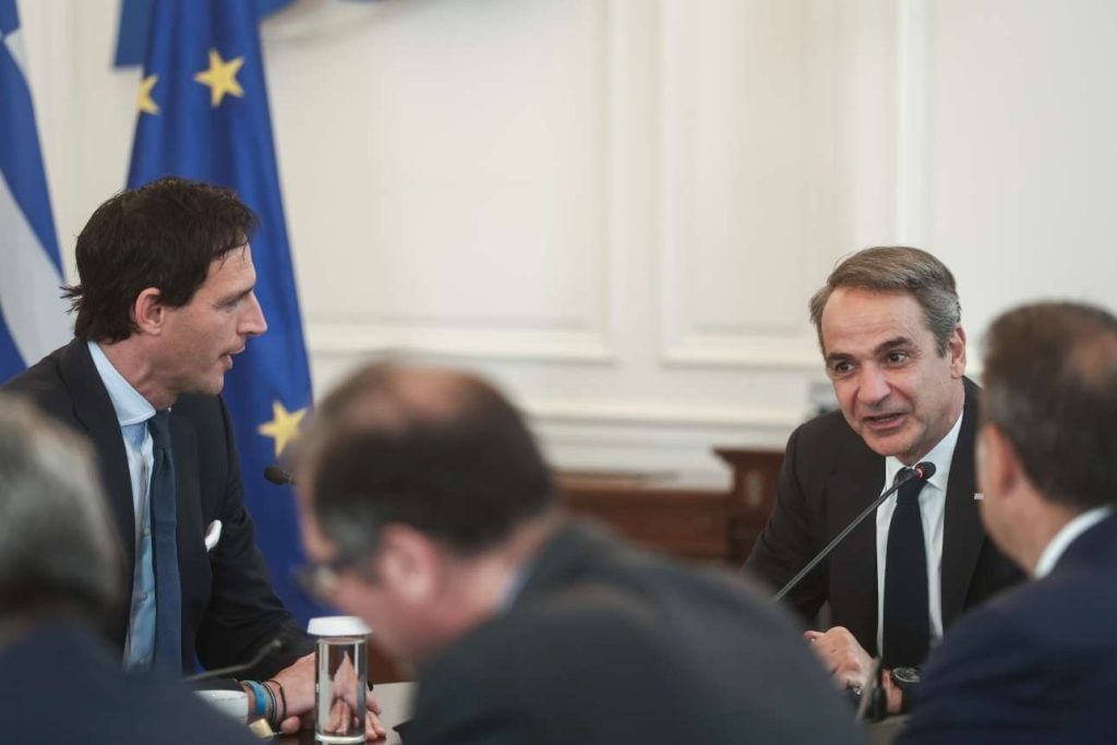 «Ευρωπαίος Επίτροπος για το Κλίμα: Εντυπωσιασμένος από τις Αξιοσημείωτες Επιτυχίες της Ελλάδας»