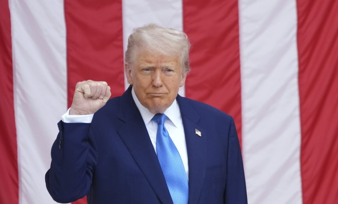 «Ντόναλντ Τραμπ: Θρίαμβος απέναντι στην ΕΕ – Οι 50% δασμοί έφεραν πανικό στους Ευρωπαίους!»