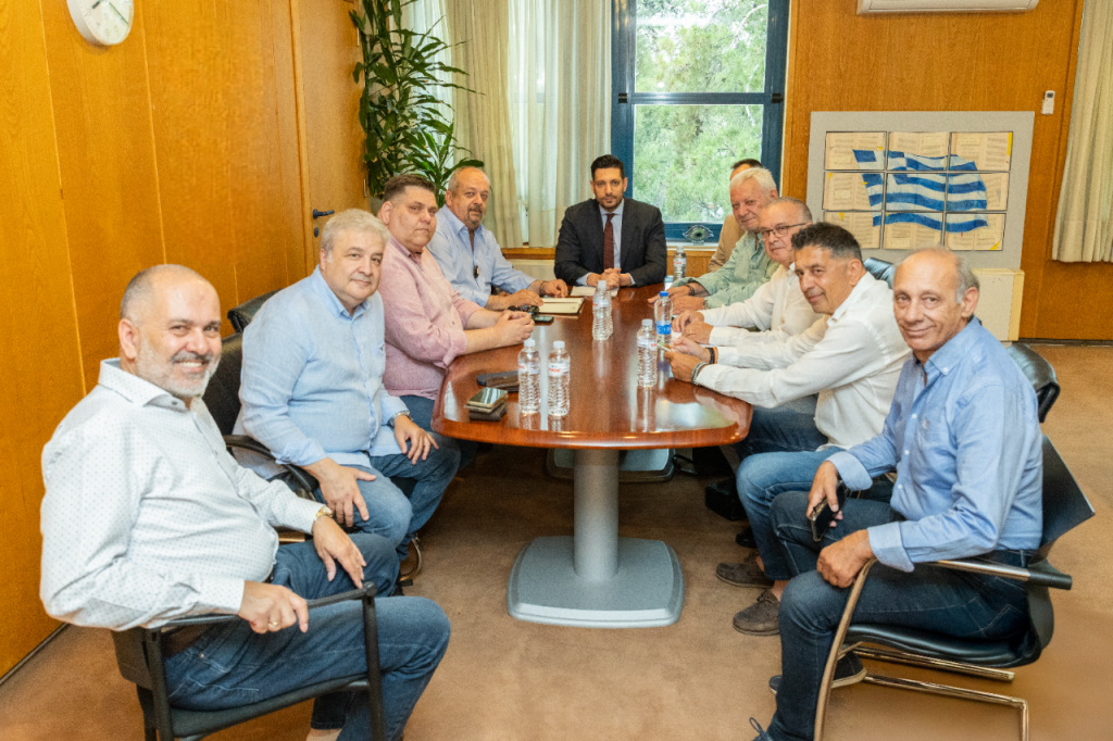 Απεργία Ταξί: Ο Κυρανάκης Συναντά τους Ταξιτζήδες σε Μια Απρόσμενη Συνάντηση Χωρίς τον Λυμπερόπουλο