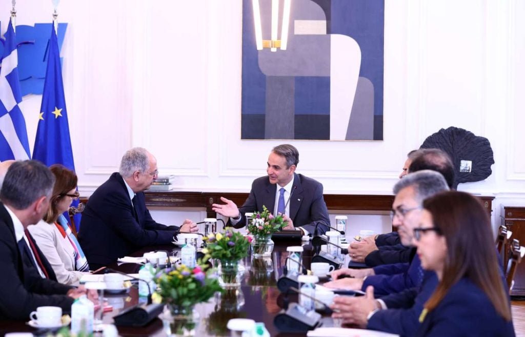 «Στο Μαξίμου ο Επίτροπος Αλιείας: Η Κομισιόν έτοιμη να προχωρήσει στην ολοκλήρωση και εφαρμογή του ΘΧΣ»