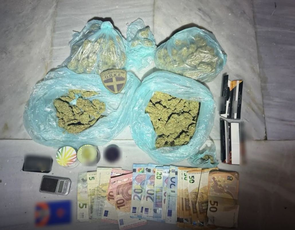 «Συνελήφθη 23χρονος διακινητής ναρκωτικών σε σχολείο στον Ασπρόπυργο: Η αστυνομία βάζει τέλος στην εγκληματική δράση»