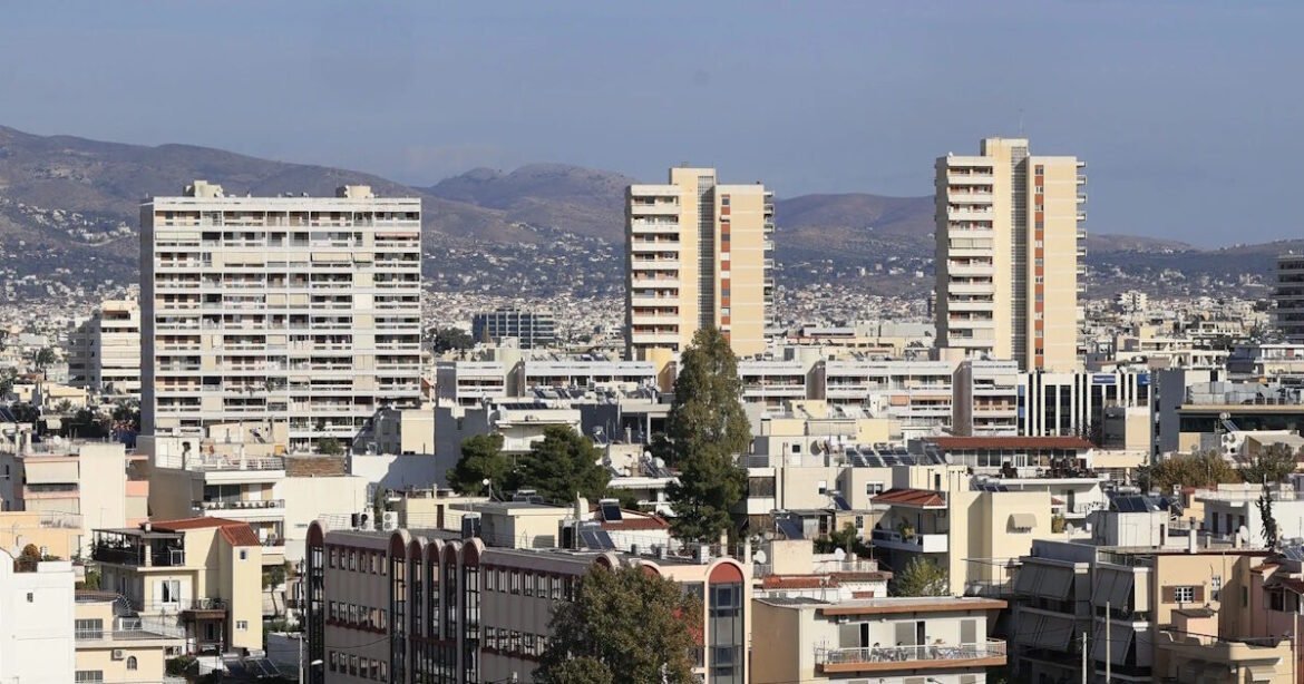 Στέγαση: Οι Στρατηγικές της Κυβέρνησης για την Καταπολέμηση της Φοροδιαφυγής και την Ενίσχυση της Αγοράς Ακινήτων