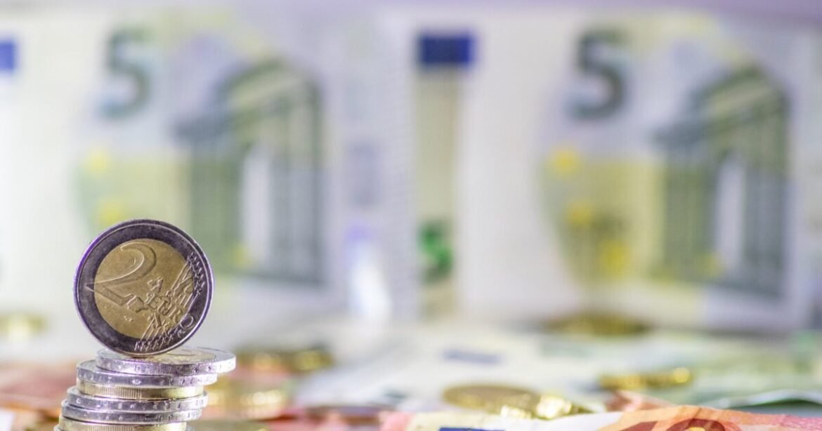 «Αναλυτικός Χάρτης Πληρωμών e-ΕΦΚΑ και ΔΥΠΑ: Τι να Περιμένετε από 2 έως 6 Ιουνίου»