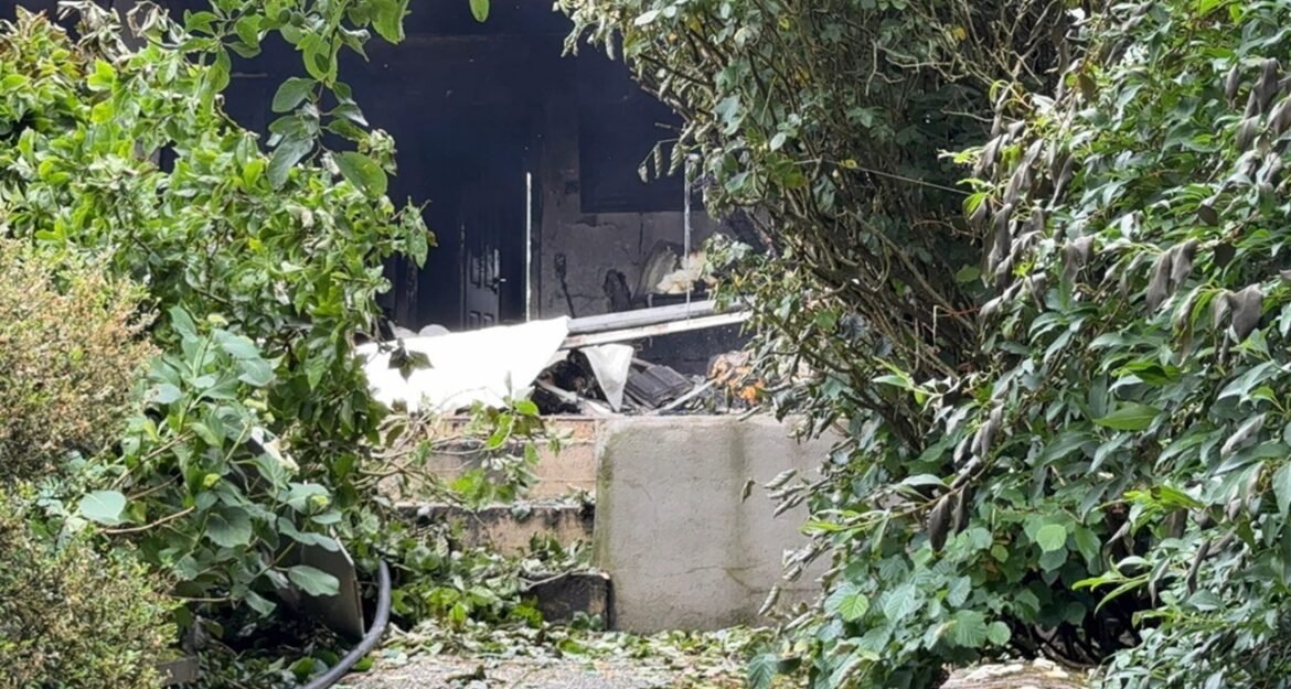 Τραγωδία στη Γερμανία: Δύο νεκροί από συντριβή αεροσκάφους σε κτίριο στη Βόρεια Ρηνανία – Βεστφαλία