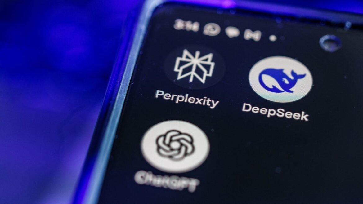 «Ανατροπή στο Samsung Galaxy S26: Το Google Gemini ίσως αποχωρήσει ως προεπιλεγμένο AI chatbot!»