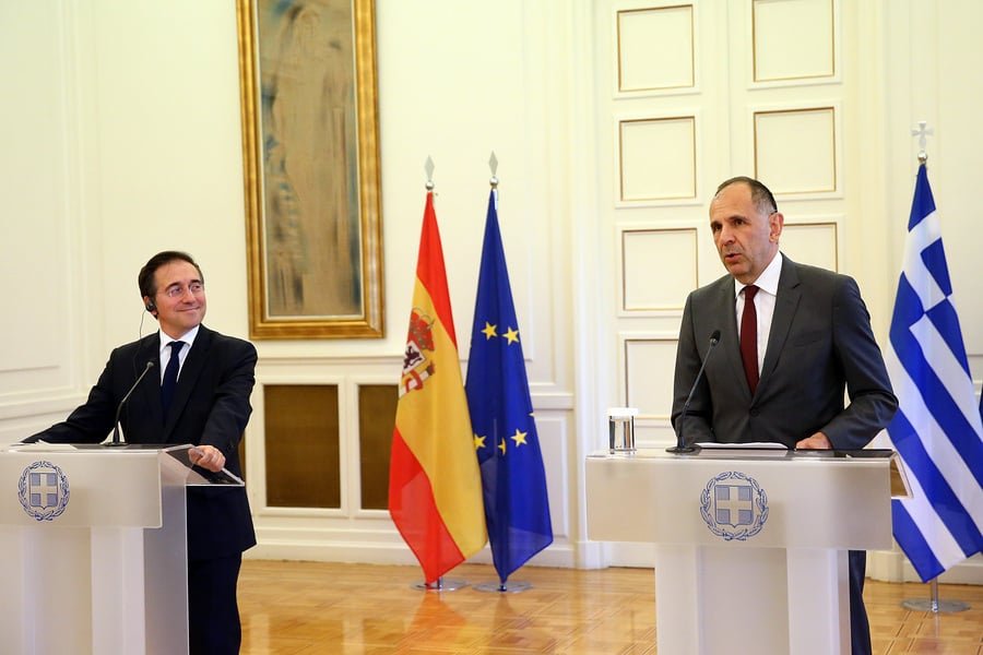 «Γεραπετρίτης: Η Επείγουσα Ανάγκη για Μία Ισχυρότερη Ευρώπη»