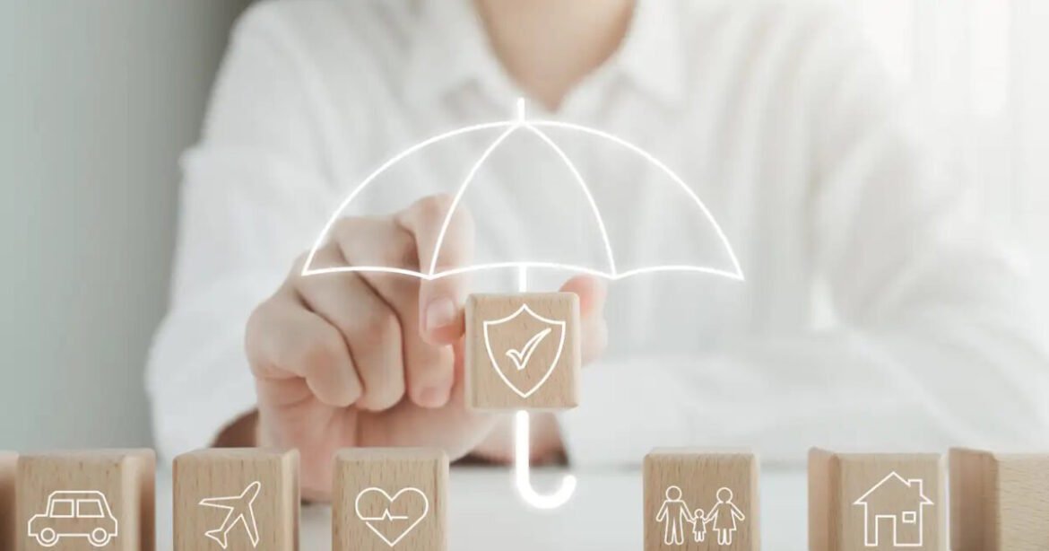 «Καθολική Ασφάλιση κατά Φυσικών Καταστροφών: Το Σχέδιο που Προχωρά και τα Εμπόδια που Αντιμετωπίζει»