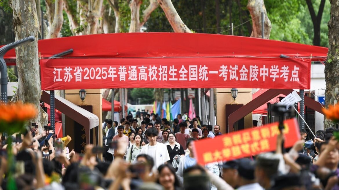 Η Κίνα κλείνει προσωρινά τις εφαρμογές AI κατά τη διάρκεια των εθνικών εξετάσεων