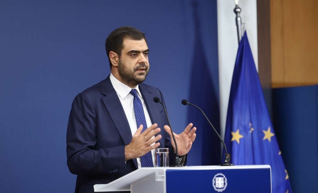 Μαρινάκης: Η κυβερνητική πλειοψηφία διαμορφώνεται πλέον στους 149 βουλευτές