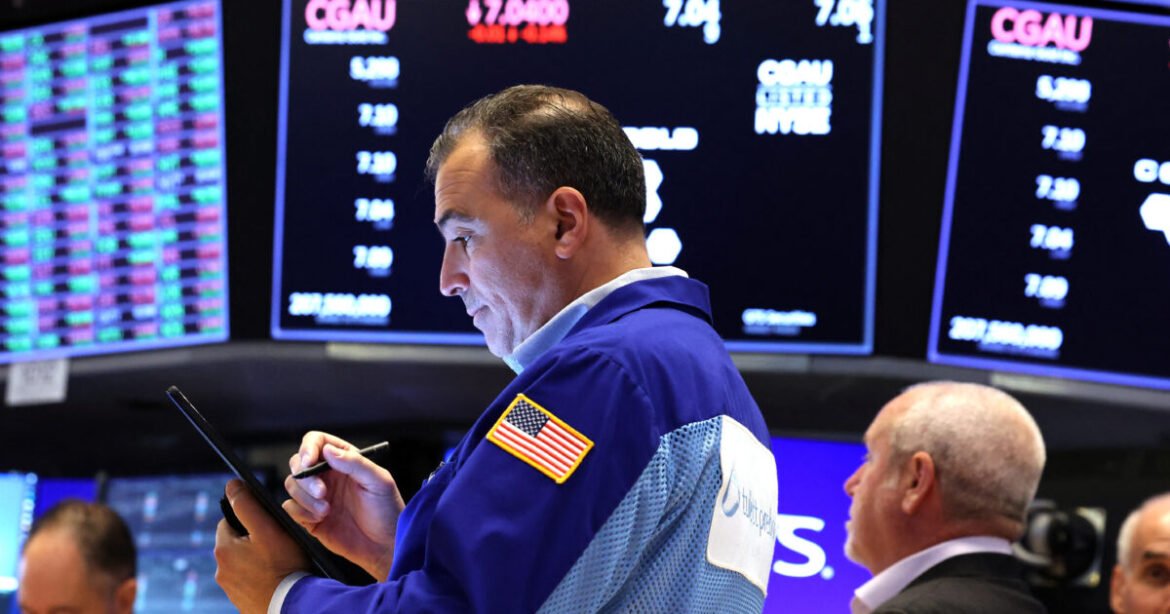 Wall Street: Ο S&P 500 κλείνει χαμηλότερα, χάνοντας το 3ήμερο θετικό σερί του