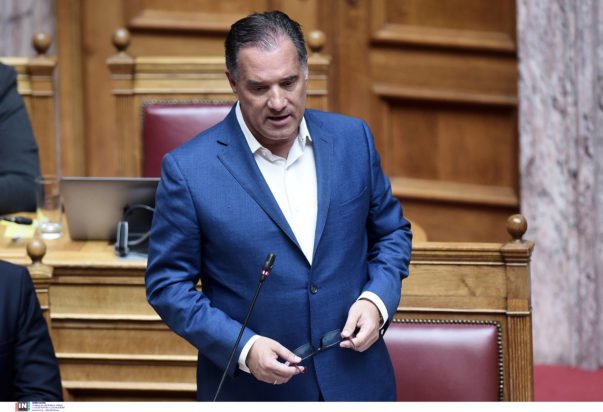 Άρτα: Με εντολή Γεωργιάδη ο Εθνικός Οργανισμός Μεταμοσχεύσεων θα καλύψει τα έξοδα των κηδειών των 2 παιδιών