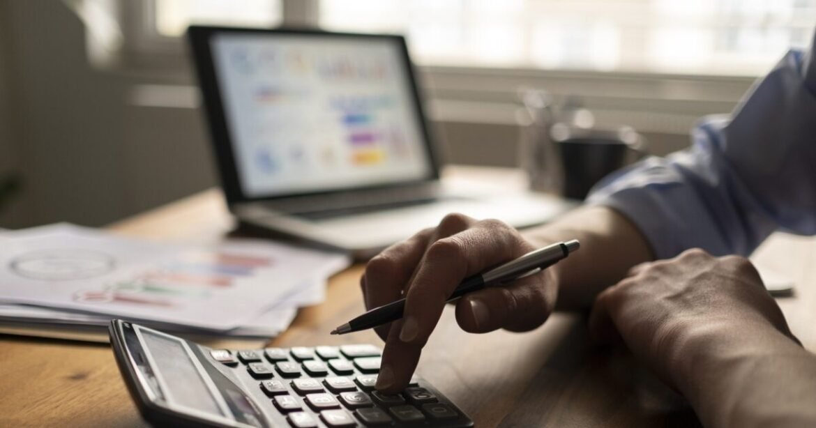 Στην τελική ευθεία οι φορολογικές δηλώσεις – Στόχος οι ψηφιακοί έλεγχοι για την καταπολέμηση της φοροδιαφυγής