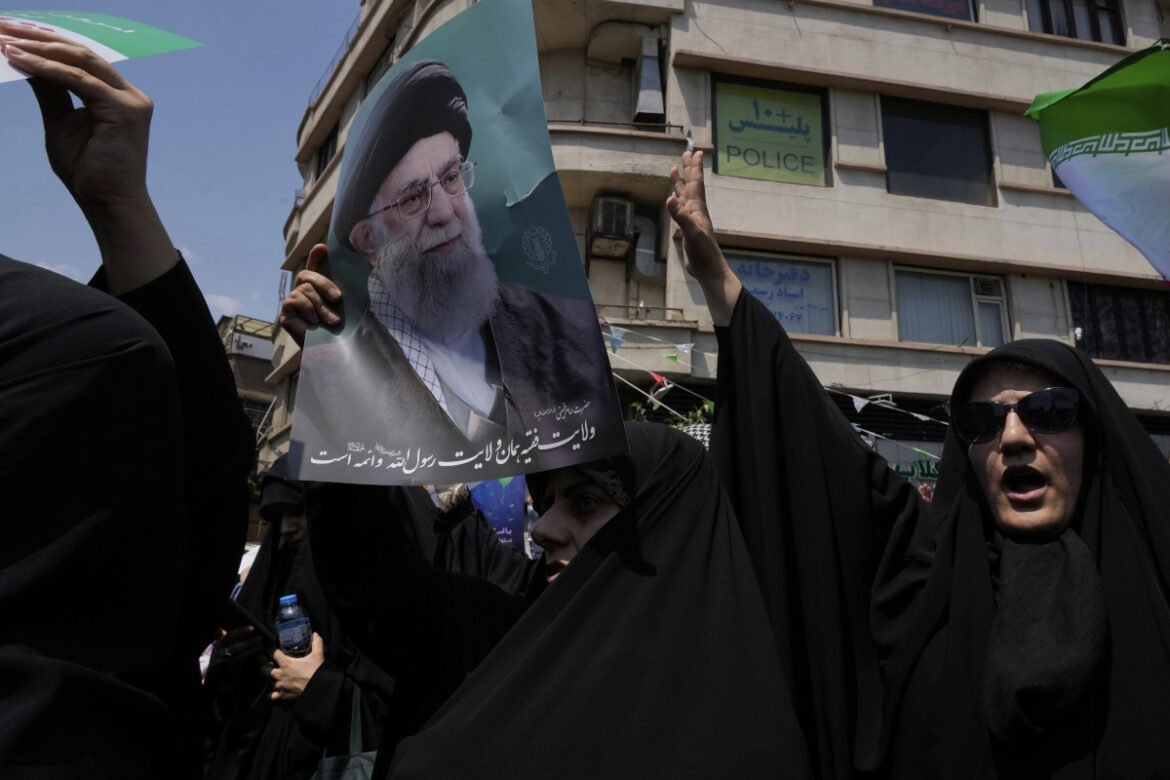 Ανατροπή στην Τεχεράνη – Στόχος του Ισραήλ η αλλαγή της ηγεσίας του Ιράν