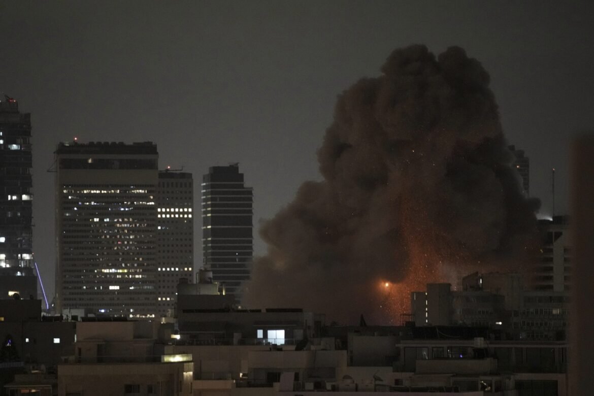 Ανάλυση CNN: «Το Ισραήλ υποτίμησε τη δυνατότητα αντεπίθεσης του Ιράν»