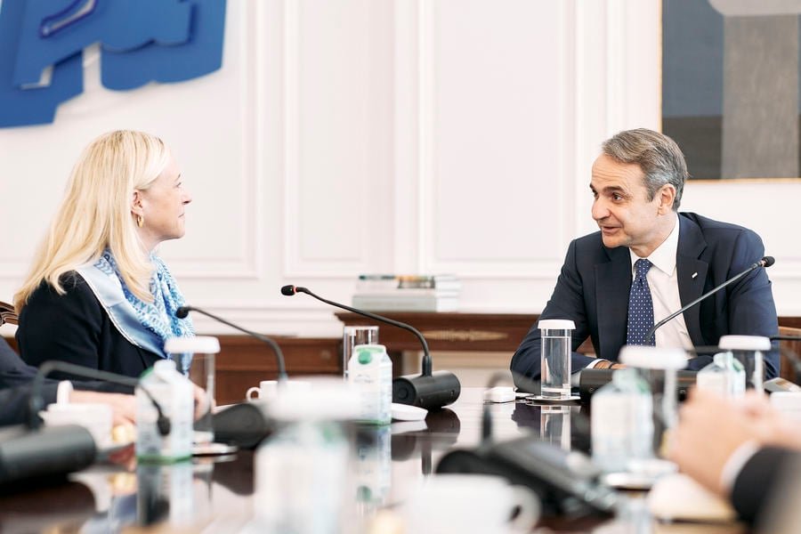 Μητσοτάκης με ΜακIνις: Ακμάζει η συνεργασία Yale – EKΠΑ