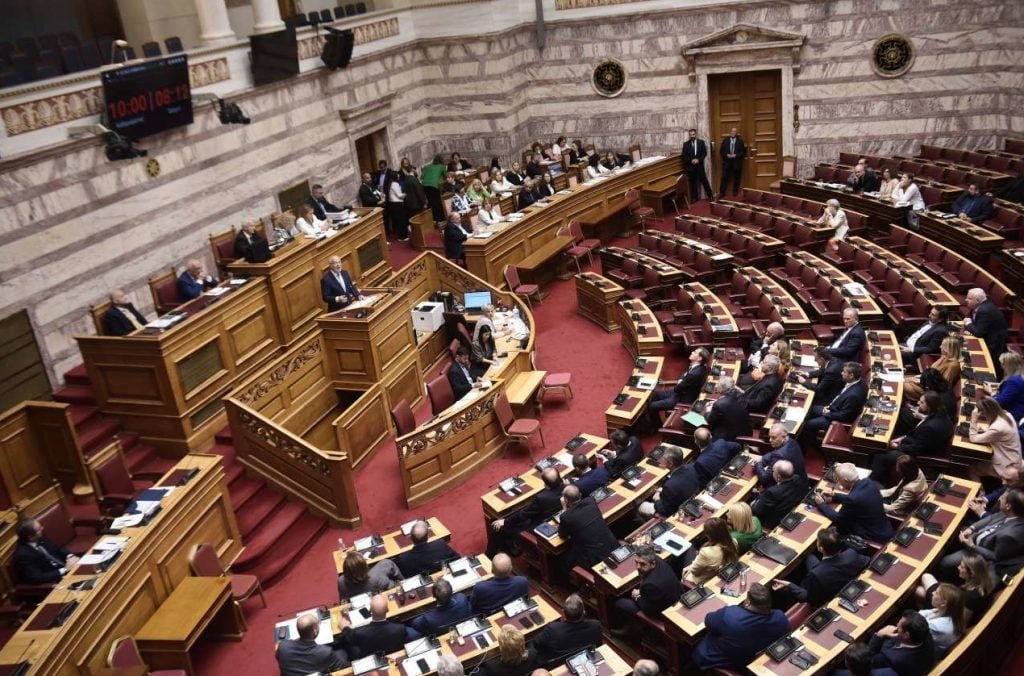 Βουλή: Ψηφοφορία για την Προανακριτική Επιτροπή [LIVE]