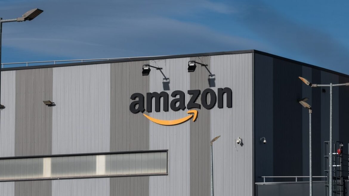 Η Amazon θα περικόψει περισσότερες θέσεις εργασίας καθώς επεκτείνει τη χρήση των AI Agents