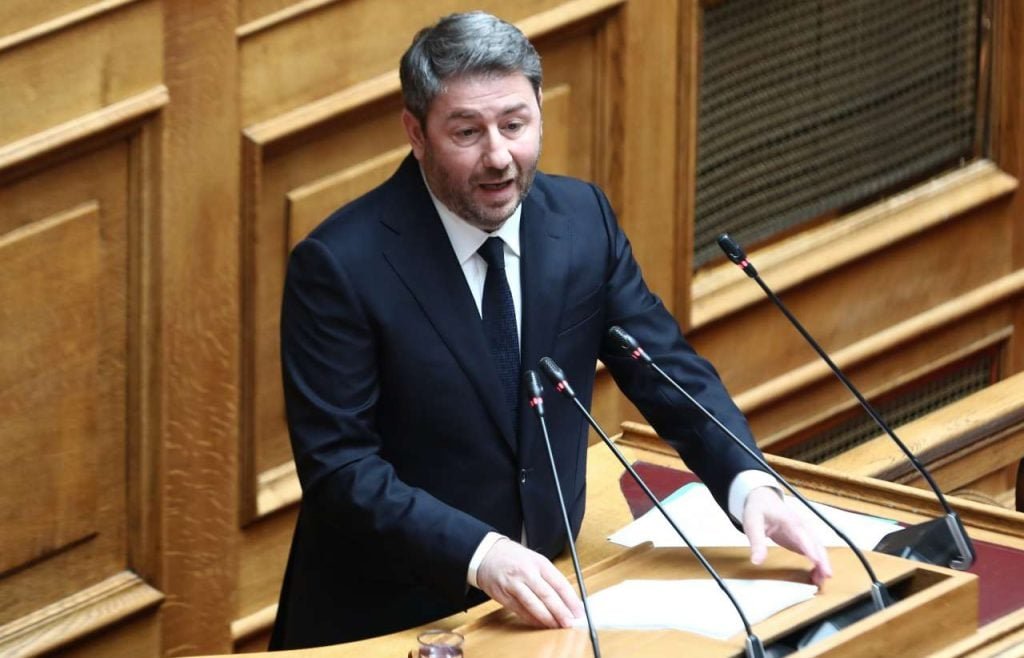 Ανδρουλάκης: Από θύτης, θύμα μάς αυτοπαρουσιάζεται ο Μητσοτάκης