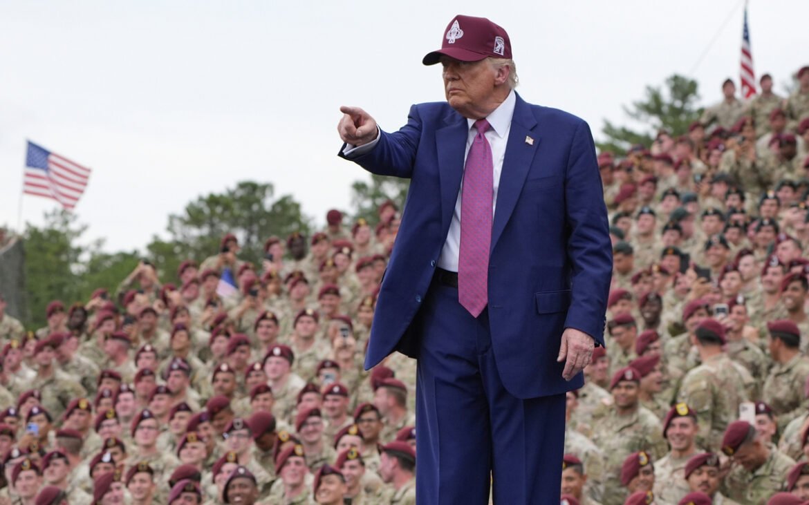 Ανάλυση: Γιατί ο Τραμπ «πάγωσε» την απόφαση για χτύπημα στο Ιράν – Όλα τα σενάρια