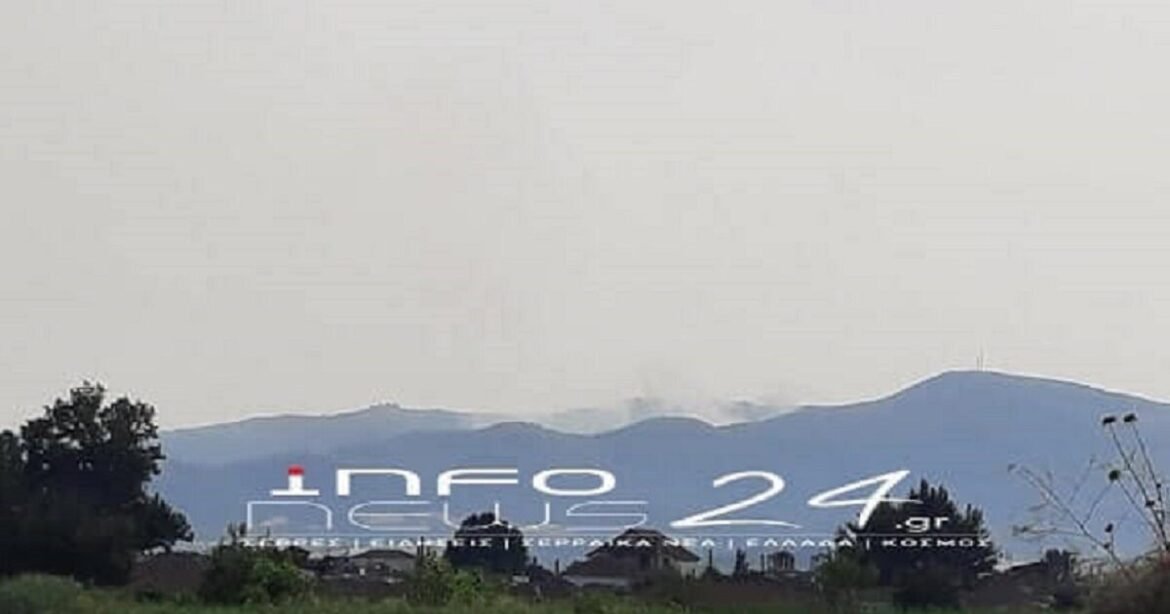 Μεγάλη φωτιά στις Σέρρες – Σηκώθηκαν 4 εναέρια μέσα