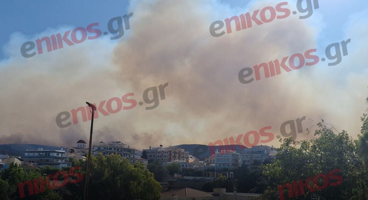 Καίει ανεξέλεγκτη η φωτιά στη Χίο σε τρία μέτωπα – Νέο βίντεο