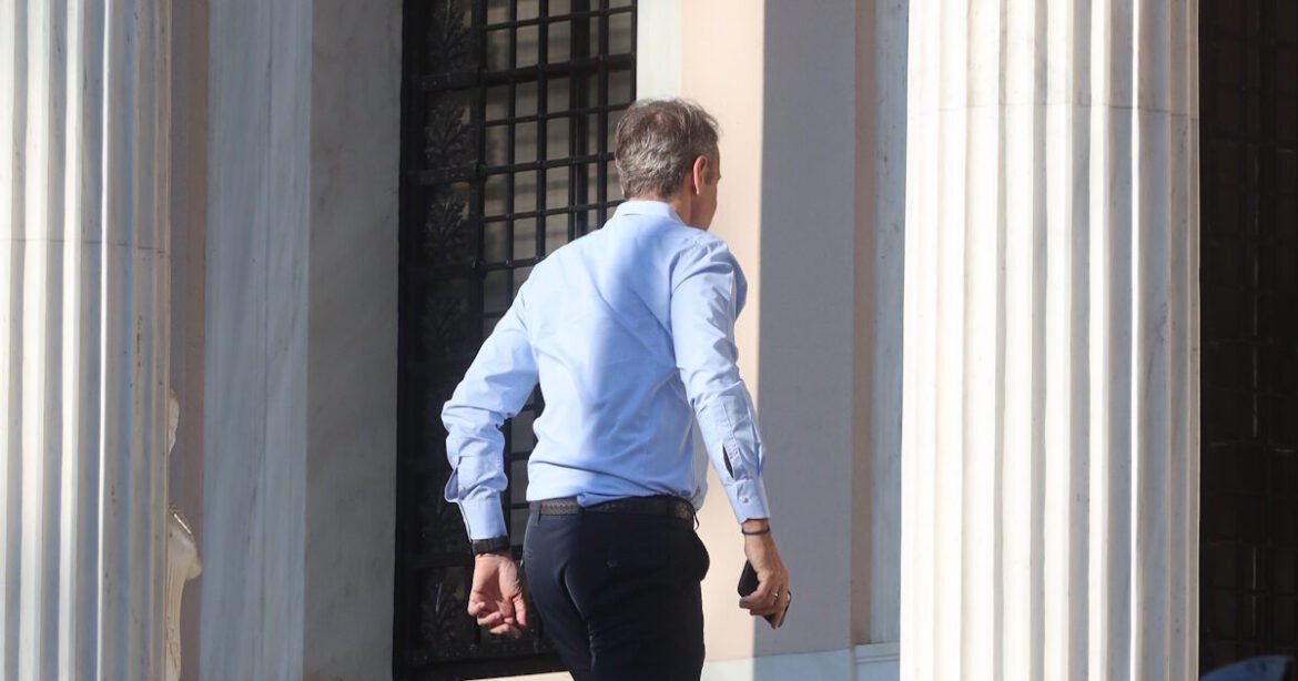 Ξεκίνησε το έκτακτο ΚΥΣΕΑ στο Μαξίμου υπό τον Κυριάκο Μητσοτάκη