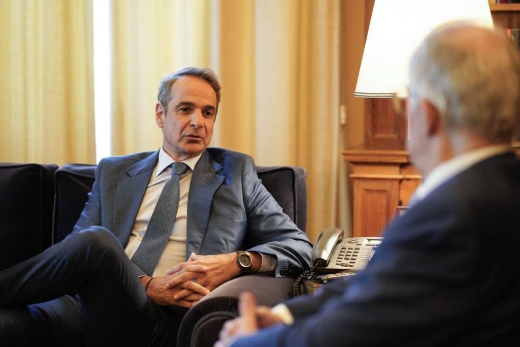 Βγαίνει το Πολεμικό Ναυτικό για να μπει φρένο στις ροές από Λιβύη – Μητσοτάκης: Δεν θα κάνουν κουμάντο οι διακινητές