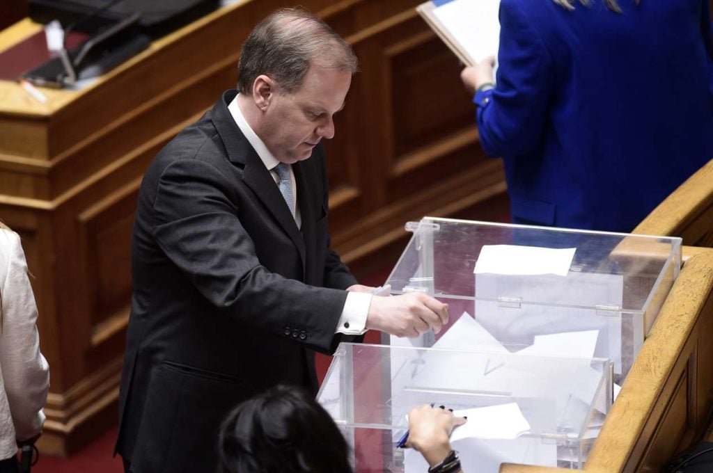 Αυτά είναι τα μέλη της Προανακριτικής Καραμανλή για τα Τέμπη